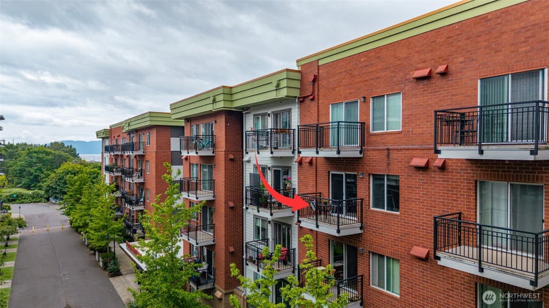 1015 Railroad Avenue 415