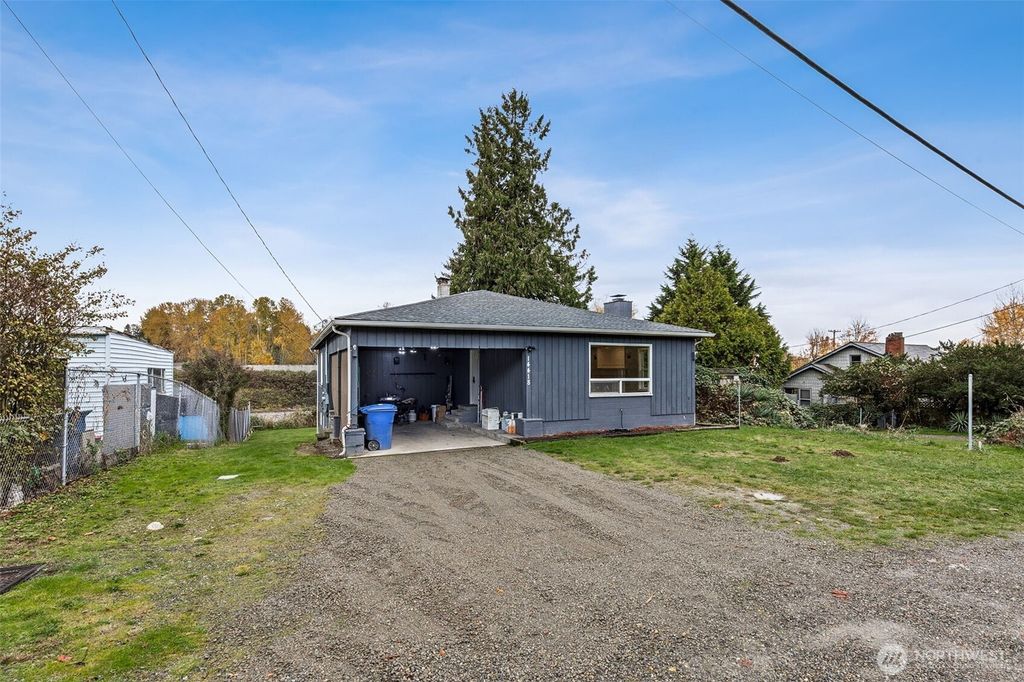 Photo of 14418 551st Avenue S, Tukwila, WA 98168 (MLS # 2458439)