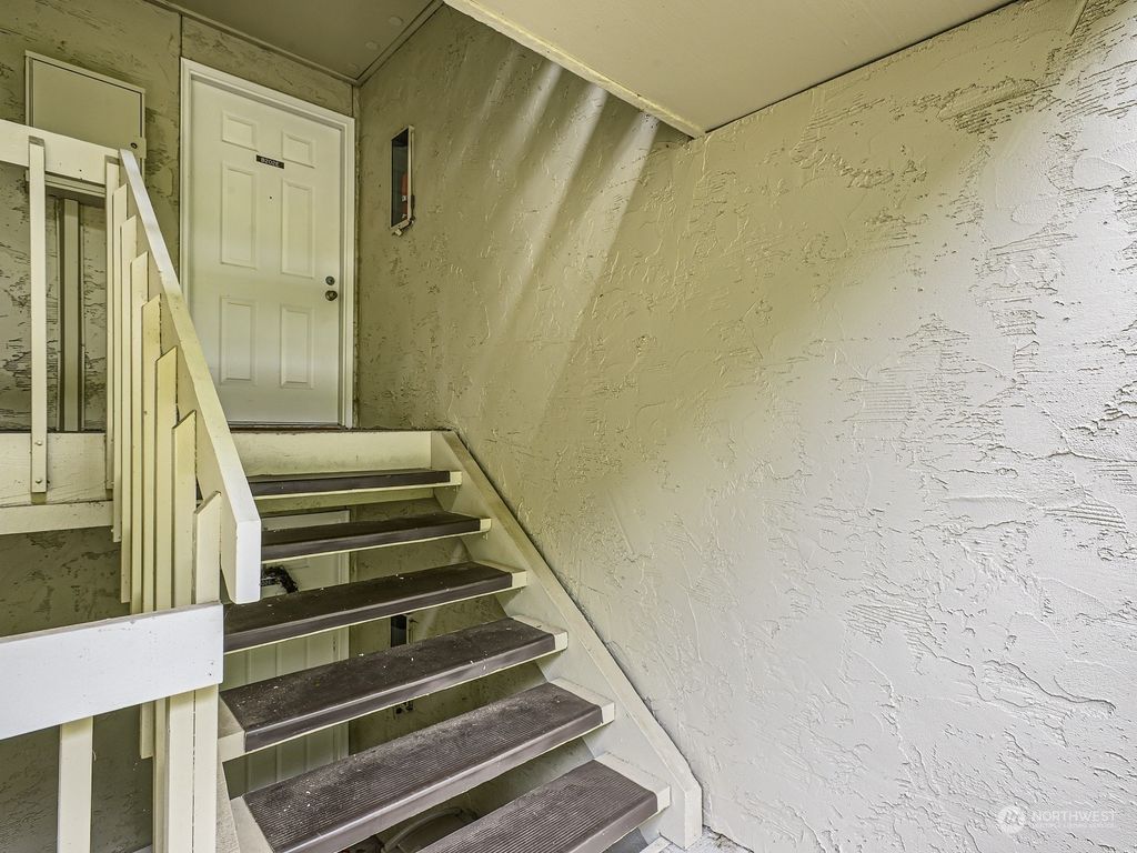Photo of 9494 Redmond-Woodinville Road #B202, Redmond, WA 98052 (MLS # 2160833)