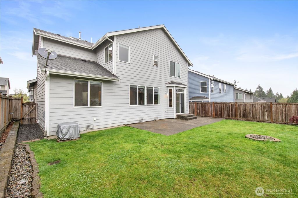 Photo of 8410 72nd Place NE, Marysville, WA 98270 (MLS # 2513120)