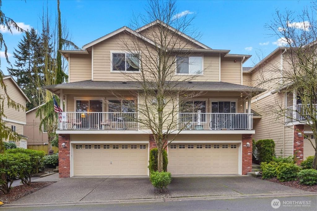 Photo of 15508 35th Avenue W #B5, Lynnwood, WA 98087 (MLS # 2516313)