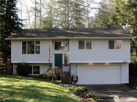 Photo of 1664 Spruce Ridge Drive, Camano Island, WA 98282 (MLS # 2472027)