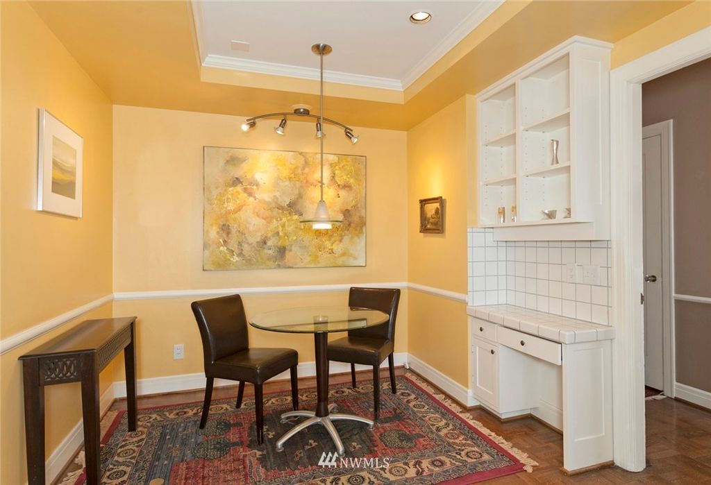 listing image 9362884204411305970