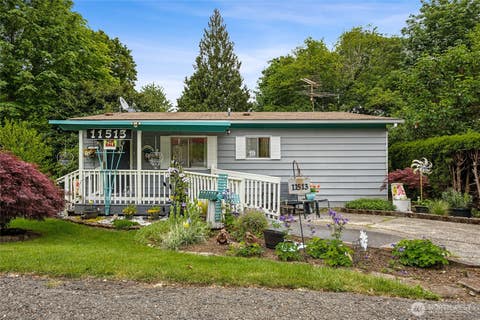 Photo of 11513 155th Avenue SE, Renton, WA 98059 (MLS # 2527300)