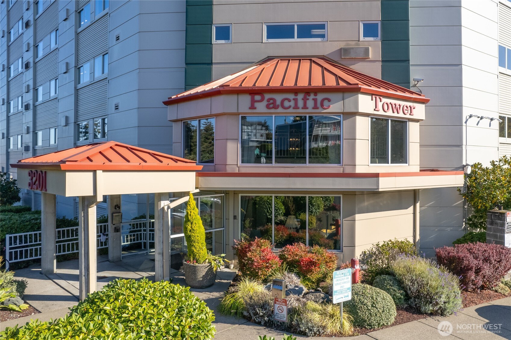 3201 Pacific Ave 1107