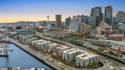 Photo of 1900 Alaskan Way #316, Seattle, WA 98101 (MLS # 2548492)