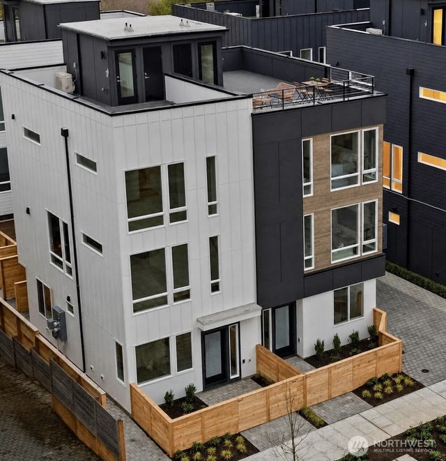 805 NW 63rd Street B #B, Seattle