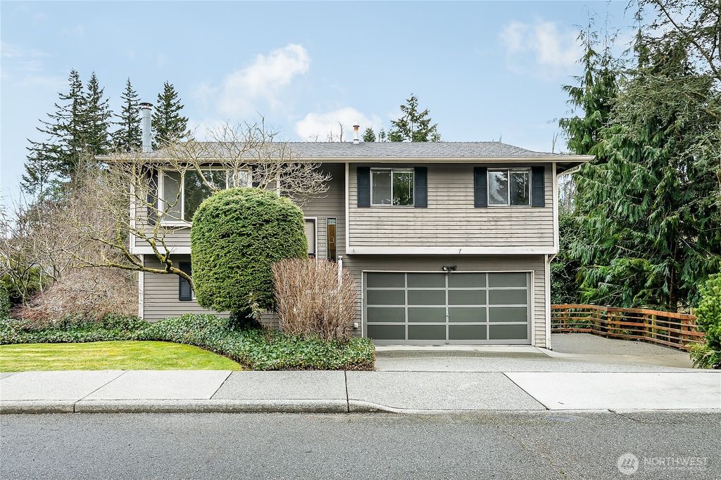 Photo of 7713 Lower Ridge road Rd, Everett, WA 98203 (MLS # 2330800)