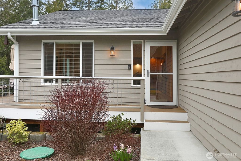 Photo of 2903 Hi Crest Road, Langley, WA 98260 (MLS # 2489054)