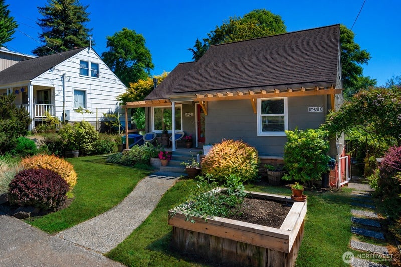 349 NW 49th Street