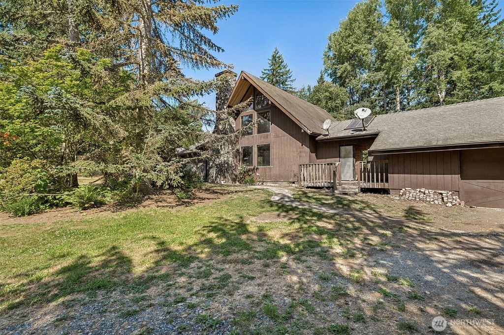 Photo of 39609 188th Avenue SE, Enumclaw, WA 98022 (MLS # 2414354)