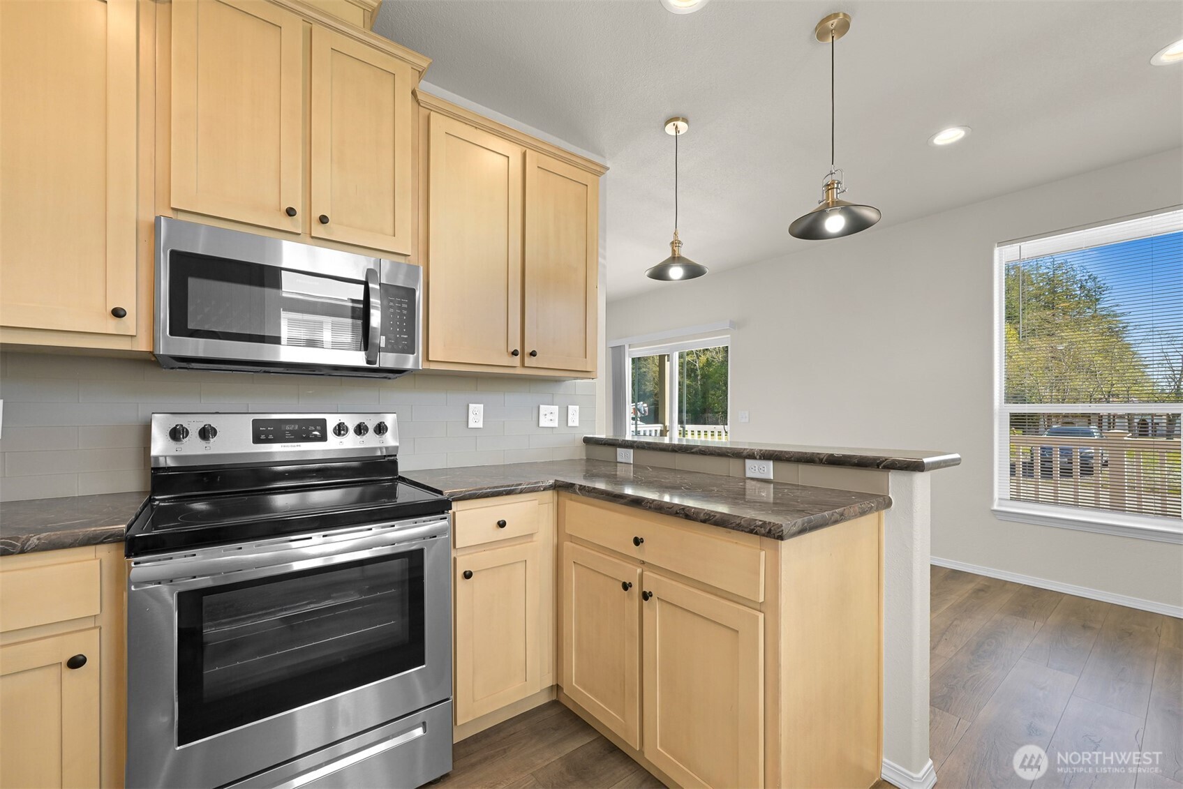 4672 Birch Bay Lynden Road 90