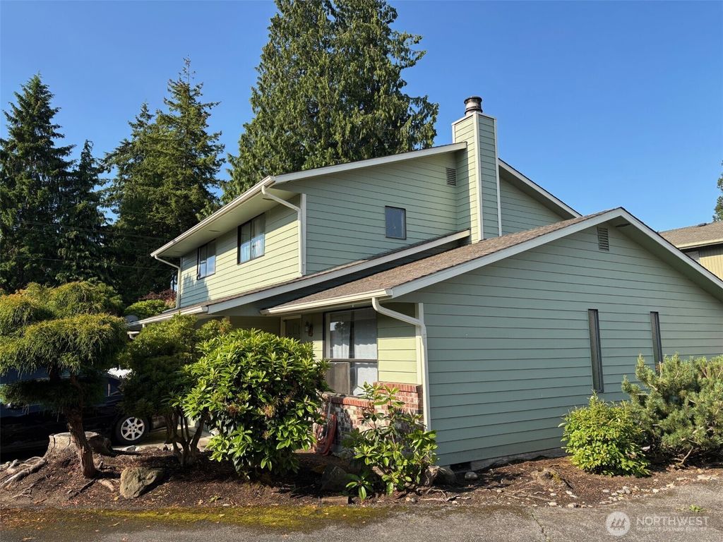 Photo of 1105 90th Street SW, Everett, WA 98204 (MLS # 2385352)