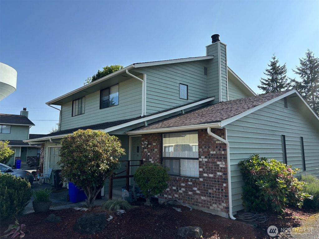 Photo of 1105 90th Street SW, Everett, WA 98204 (MLS # 2385352)
