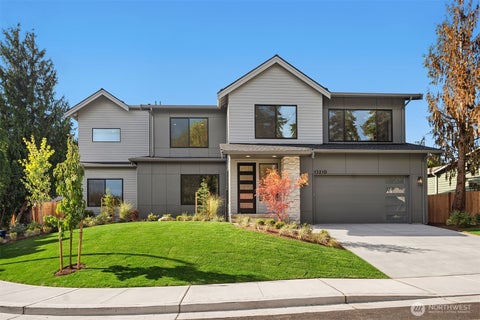 Photo of 13216 NE 129th Place, Kirkland, WA 98034 (MLS # 2589344)
