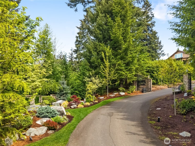 217 Alderwood Drive