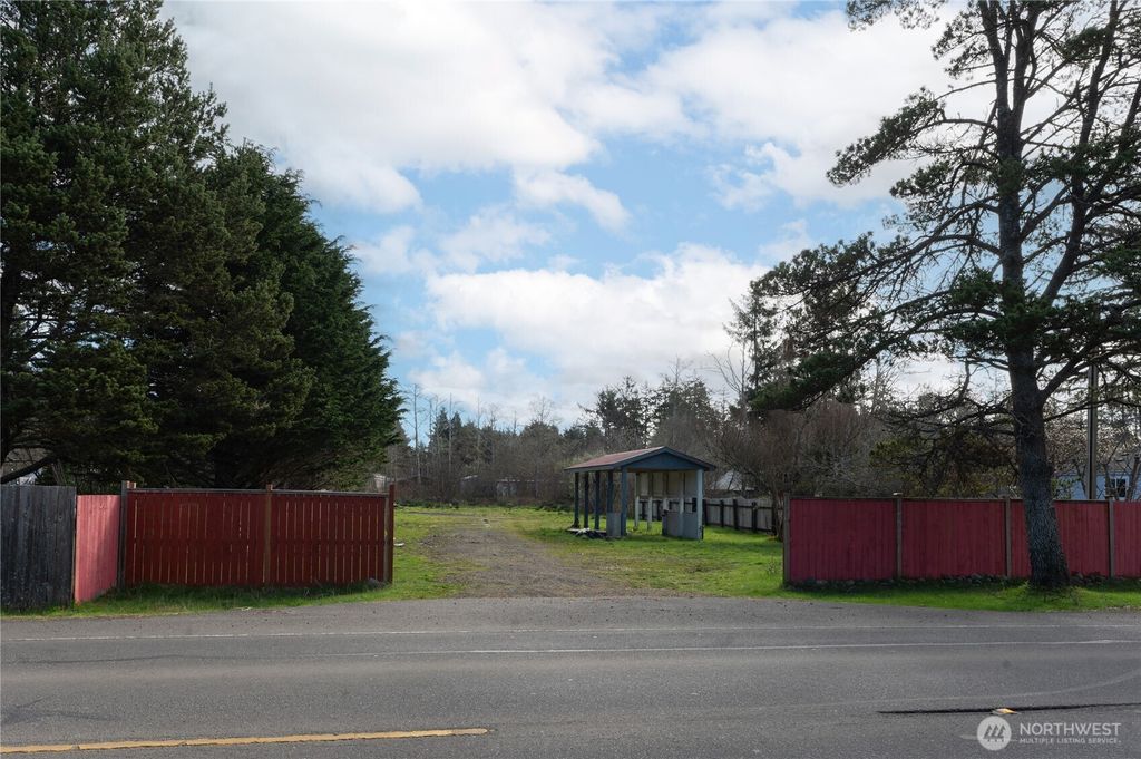 Photo of 1930 S Forrest Street, Westport, WA 98595 (MLS # 2495943)