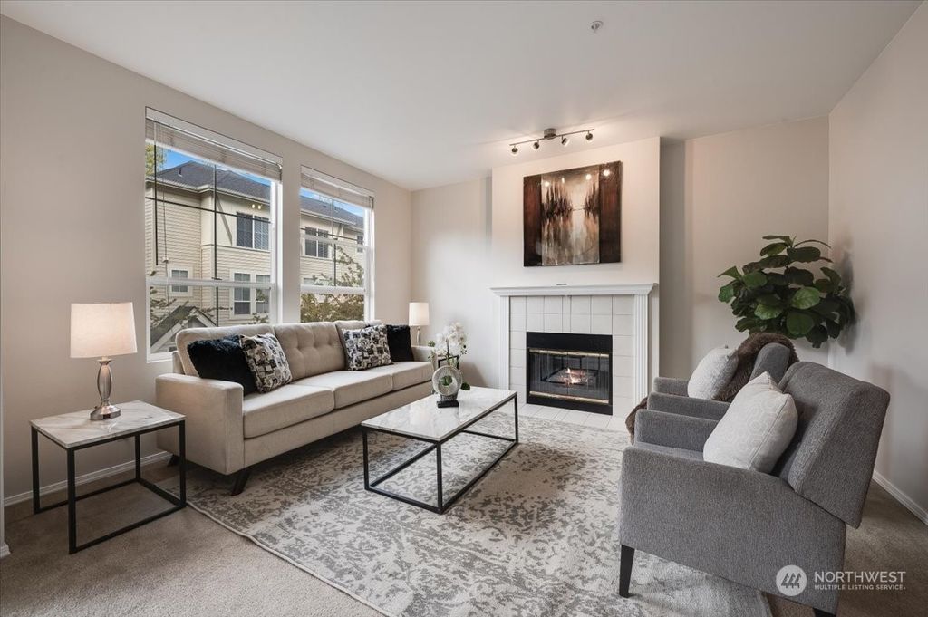 Photo of 4477 249th Terrace SE #7-1, Issaquah, WA 98029 (MLS # 2229535)