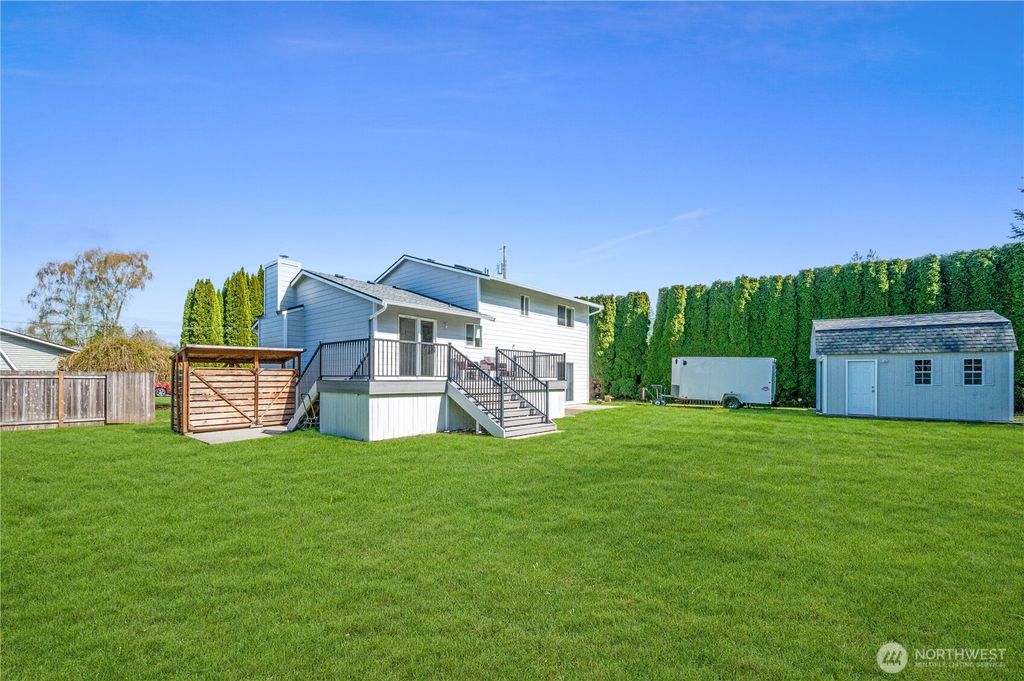 Photo of 20806 67th Drive NE, Arlington, WA 98223 (MLS # 2505270)