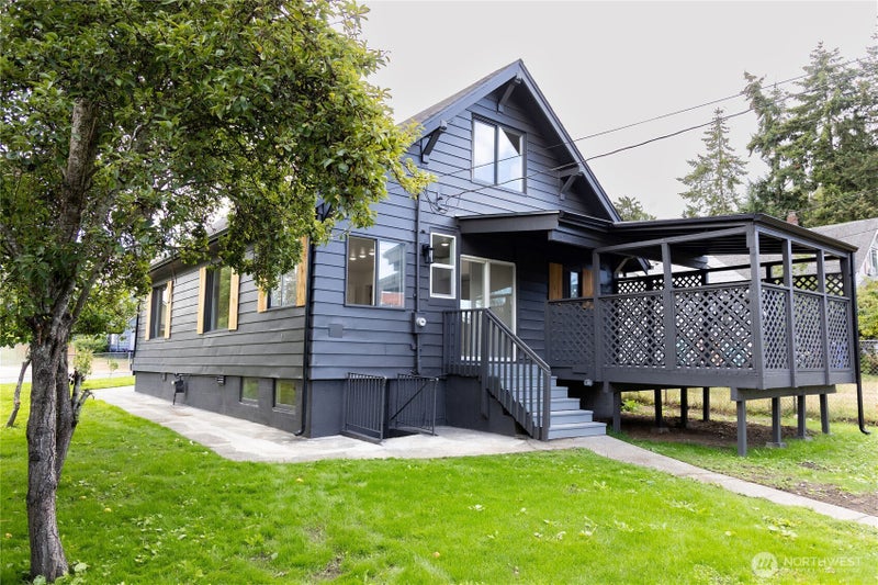 1437 E 30th Street