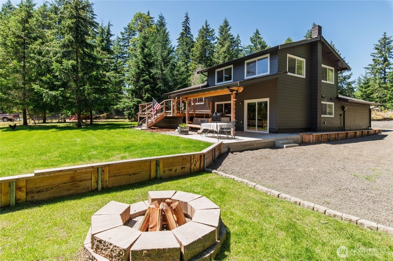 680 E Krabbenhoft Road