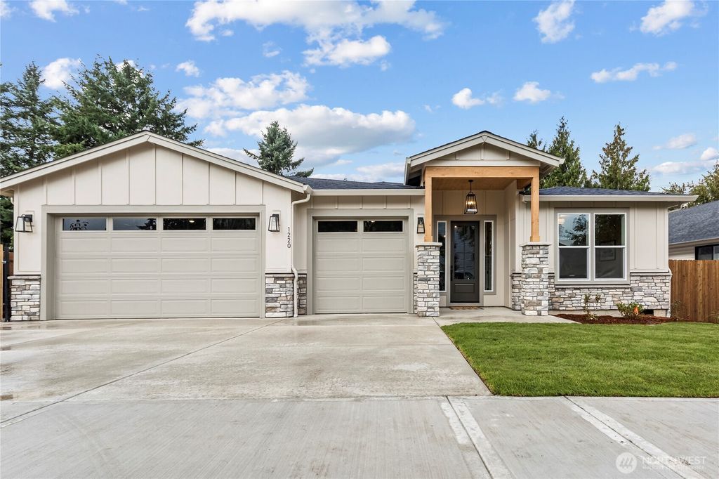 Photo of 1220 SE 188th Ave Ave, Vancouver, WA 98683 (MLS # 2448451)