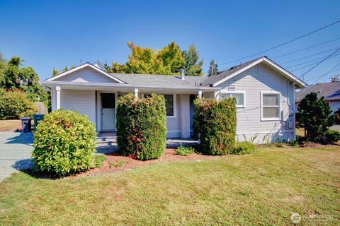 Photo of 116 S 7th Street ST, Mount Vernon, WA 98274 (MLS # 2555307)