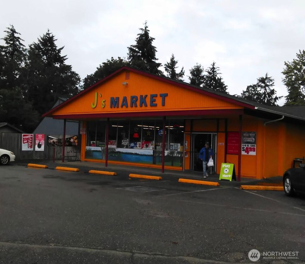 Photo of 14822 woodlawn St St SW, Lakewood, WA 98498 (MLS # 2519131)