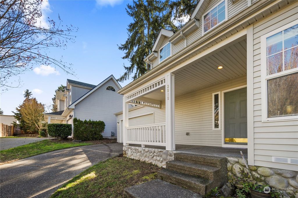 Photo of 3919 NE 5th Street, Renton, WA 98056 (MLS # 2210024)