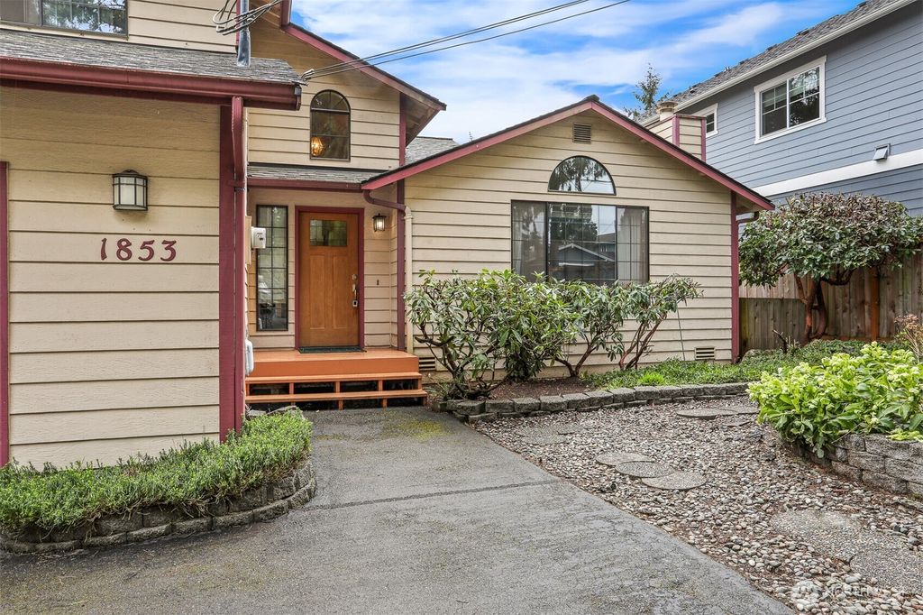 Photo of 1853 N 167th Street, Shoreline, WA 98133 (MLS # 2348100)
