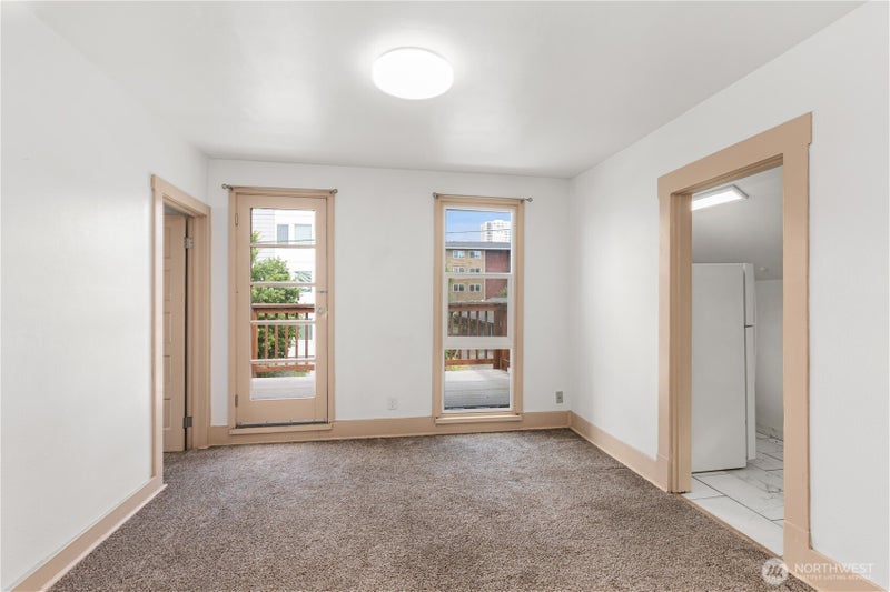 709 NE 43rd Street