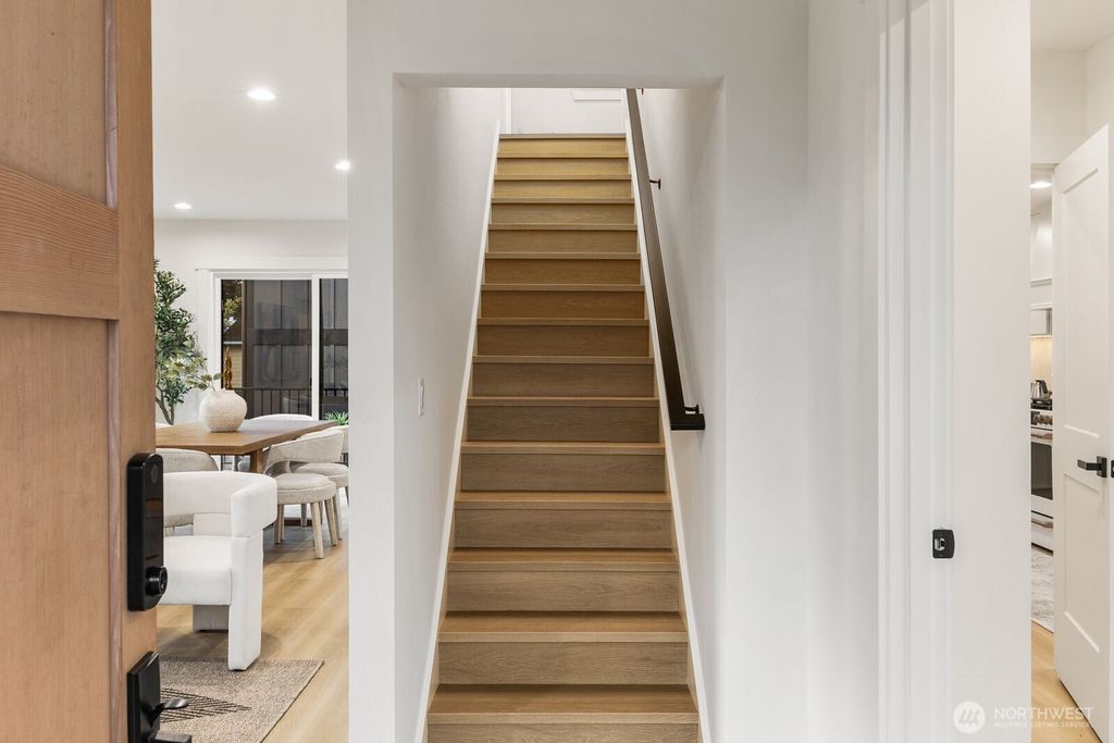 Photo of 306 NW 45th Street, Seattle, WA 98107 (MLS # 2500144)