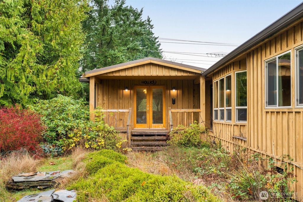 Photo of 28624 168th Avenue SE, Kent, WA 98042 (MLS # 2458415)