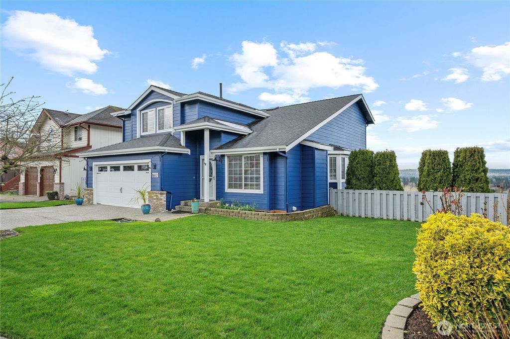 Photo of 8612 76th Avenue NE, Marysville, WA 98270 (MLS # 2489296)