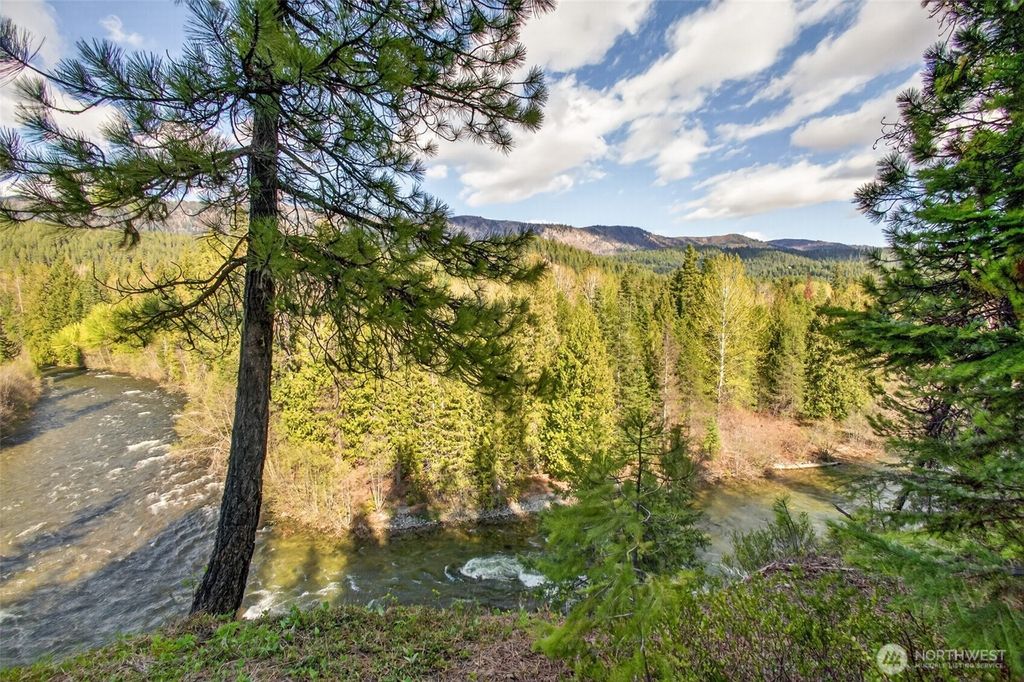Photo of 0 Salal Drive, Leavenworth, WA 98826 (MLS # 2513058)