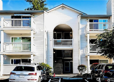Photo of 11325 19th Avenue SE #B304, Everett, WA 98208 (MLS # 2566070)