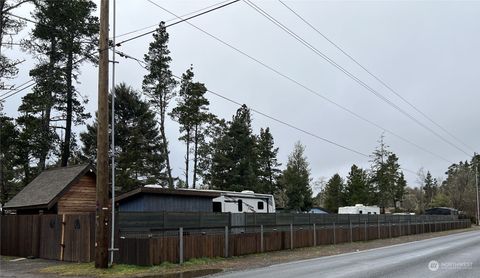 Photo of 1419 280th Place, Ocean Park, WA 98640 (MLS # 2327265)