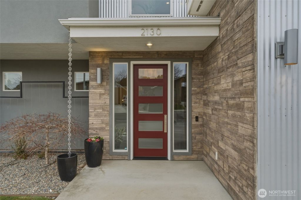 Photo of 2130 Paramount Street, Walla Walla, WA 99362 (MLS # 2497073)