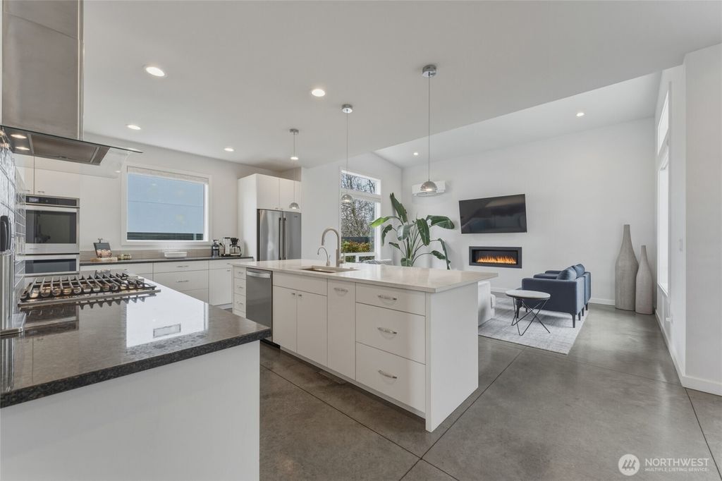 Photo of 2130 Paramount Street, Walla Walla, WA 99362 (MLS # 2497073)