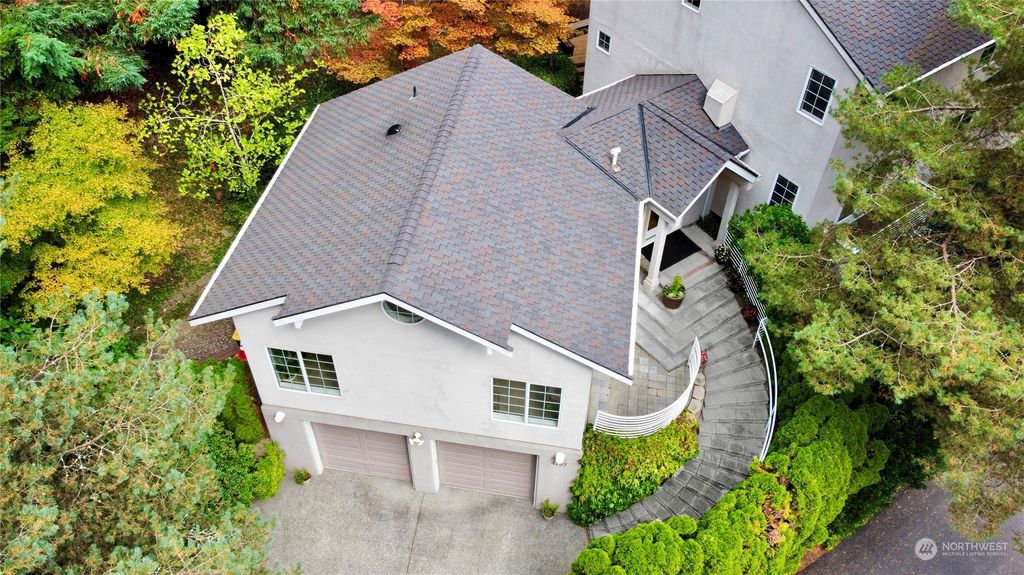 Photo of 4757 Fernridge Lane, Mercer Island, WA 98040 (MLS # 2290294)