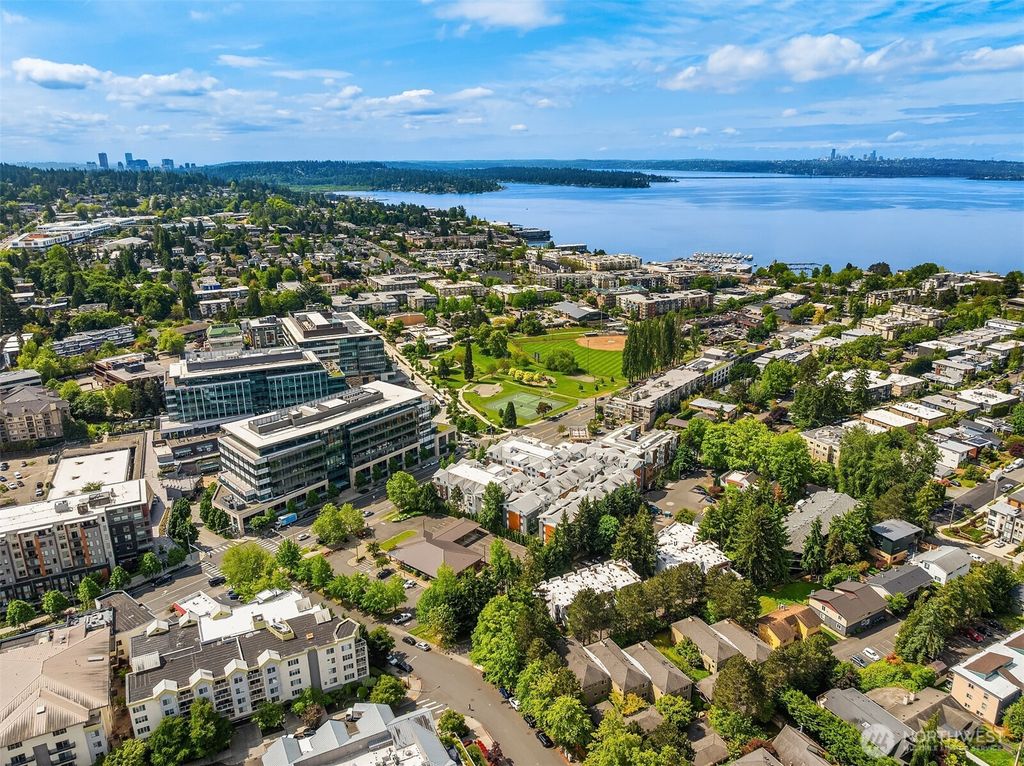 Photo of 605 5th Street #B302, Kirkland, WA 98033 (MLS # 2381800)