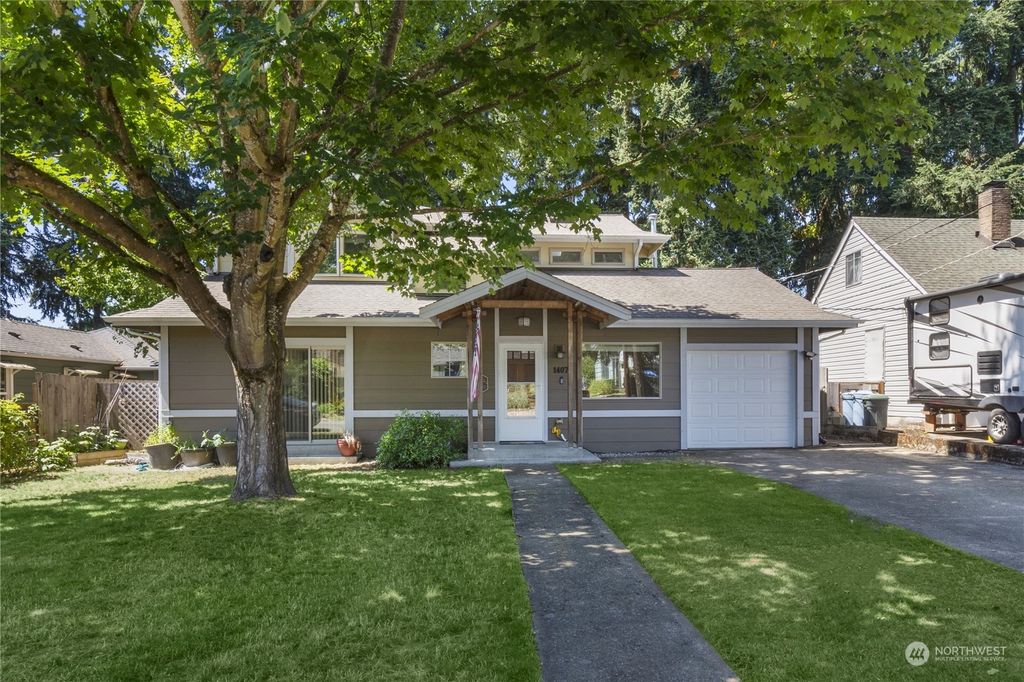 Photo of 14075 23rd Place NE, Seattle, WA 98125 (MLS # 2127069)