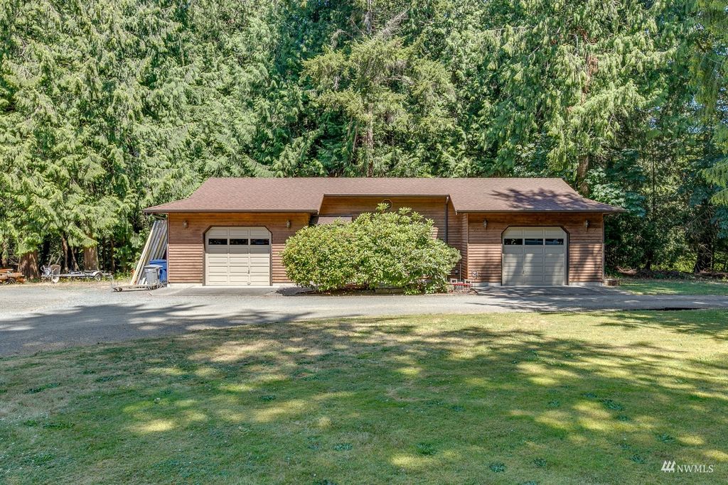Photo of 16502 E Lake Goodwin Road, Stanwood, WA 98292 (MLS # 1977342)