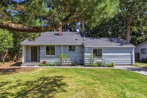 Photo of 18024 Corliss Avenue N, Shoreline, WA 98133 (MLS # 2511046)