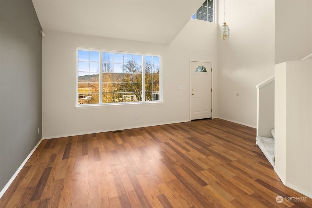 Photo of 16306 3rd Avenue NE, Duvall, WA 98019 (MLS # 2191528)