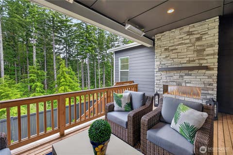 Photo of 33110 Liberty Ave AVE SE, Black Diamond, WA 98010 (MLS # 2542020)