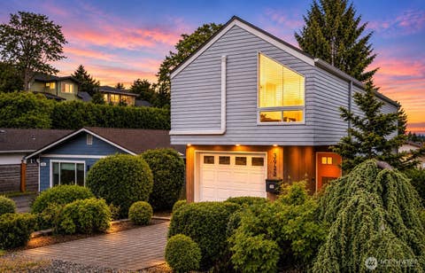 Photo of 3928 S Findlay Street, Seattle, WA 98118 (MLS # 2544426)