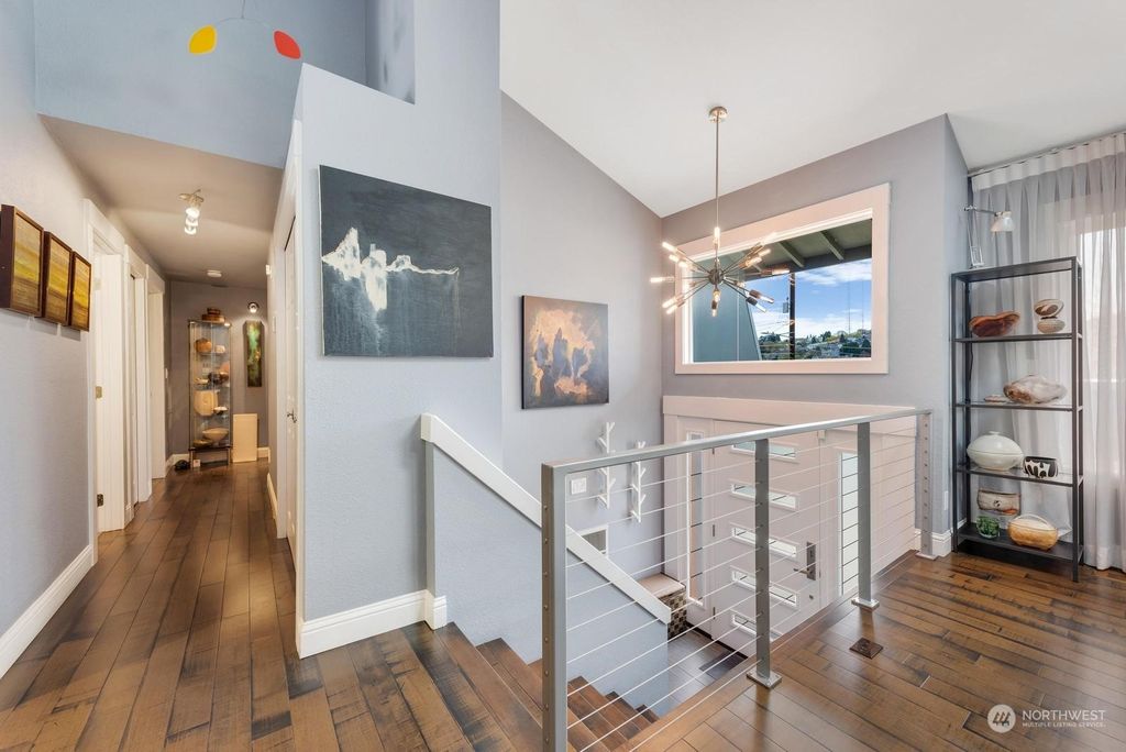 Photo of 218 32nd Avenue E, Seattle, WA 98112 (MLS # 2058024)