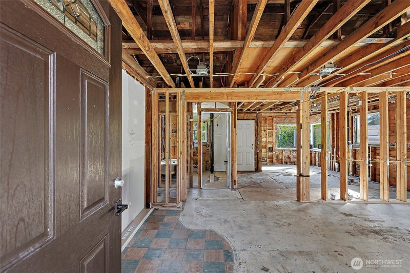 5220 64th Street W