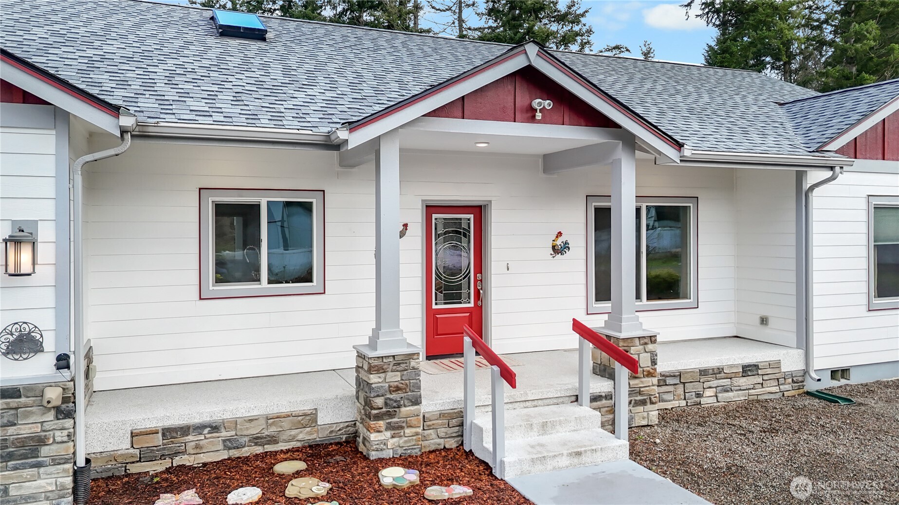 15840 Lawrence Lake Road SE